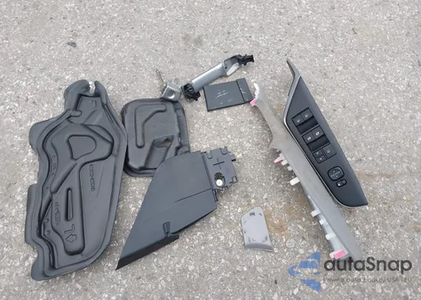 2016 Toyota Camry Se z USA, uszkodzony, nr VIN 4T1BF1FK7GU117661